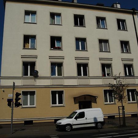 Bed & Breakfast Sielce Warszawa Chelmska Extérieur photo